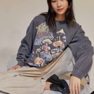 Project Social Urban Outfitters | Mushroom Sweatshirt